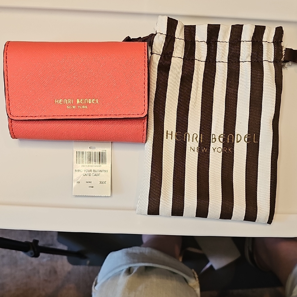 Henri Bendel Mind Your Business Card Case Pink